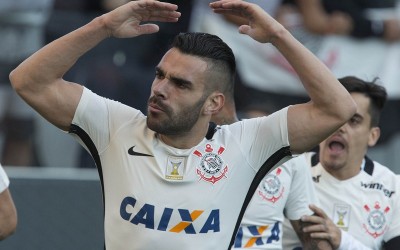 Corintiano com mais jogos na temporada, Bruno Henrique é o maior ladrão de bolas do Campeonato Brasileiro