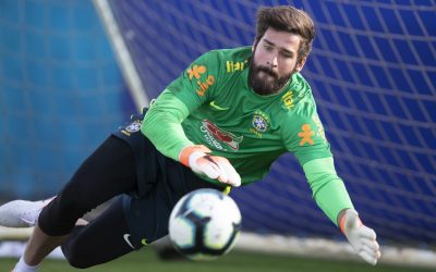 Apontado como o goleiro mais caro do mundo, Alisson projeta evolução do Brasil na Copa América