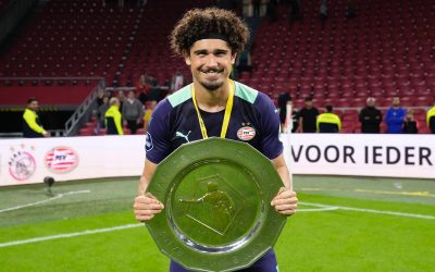 André Ramalho celebra primeiro título pelo PSV após goleada sobre o arquirrival Ajax: “Momento inesquecível”