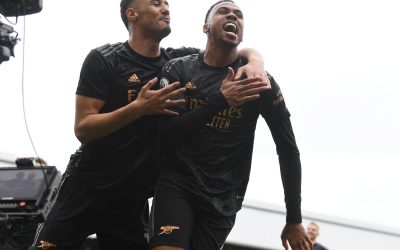 Vítima predileta! Defensor com mais gols na Premier League, Gabriel Magalhães marca pela terceira vez contra o Fulham e ajuda Arsenal a manter cinco pontos de distância na liderança