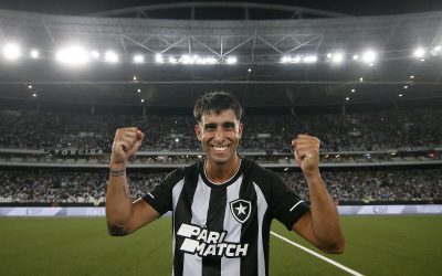 Di Placido faz a trinca sobre os rivais e segue 100% de aproveitamento em clássicos pelo Botafogo